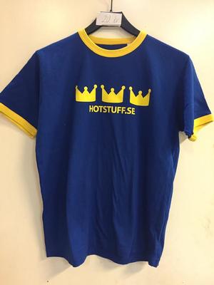 HOT STUFF SWEDEN - TRE KRONOR XS/160cl, blue shirt with yellow wristlets and Three Crowns on front and big soccerstyle (TS)