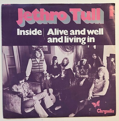 JETHRO TULL - INSIDE / Alive And Well And Living In Dutch press from 1970. (7")